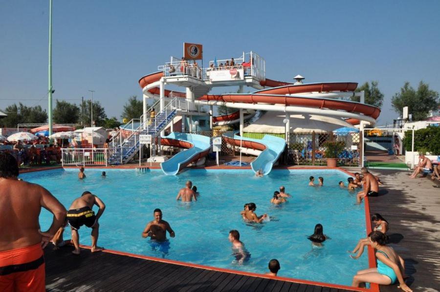 Hotel Annarita Римини Экстерьер фото